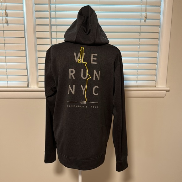 The North Face Other - 2017 New York City Marathon / The North Face Men’s Tech Hoodie (Size Medium)